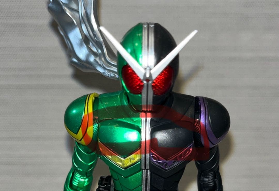 S.H.フィギュアーツ(真骨彫製法)仮面ライダーW サイクロンジョーカー風都探偵