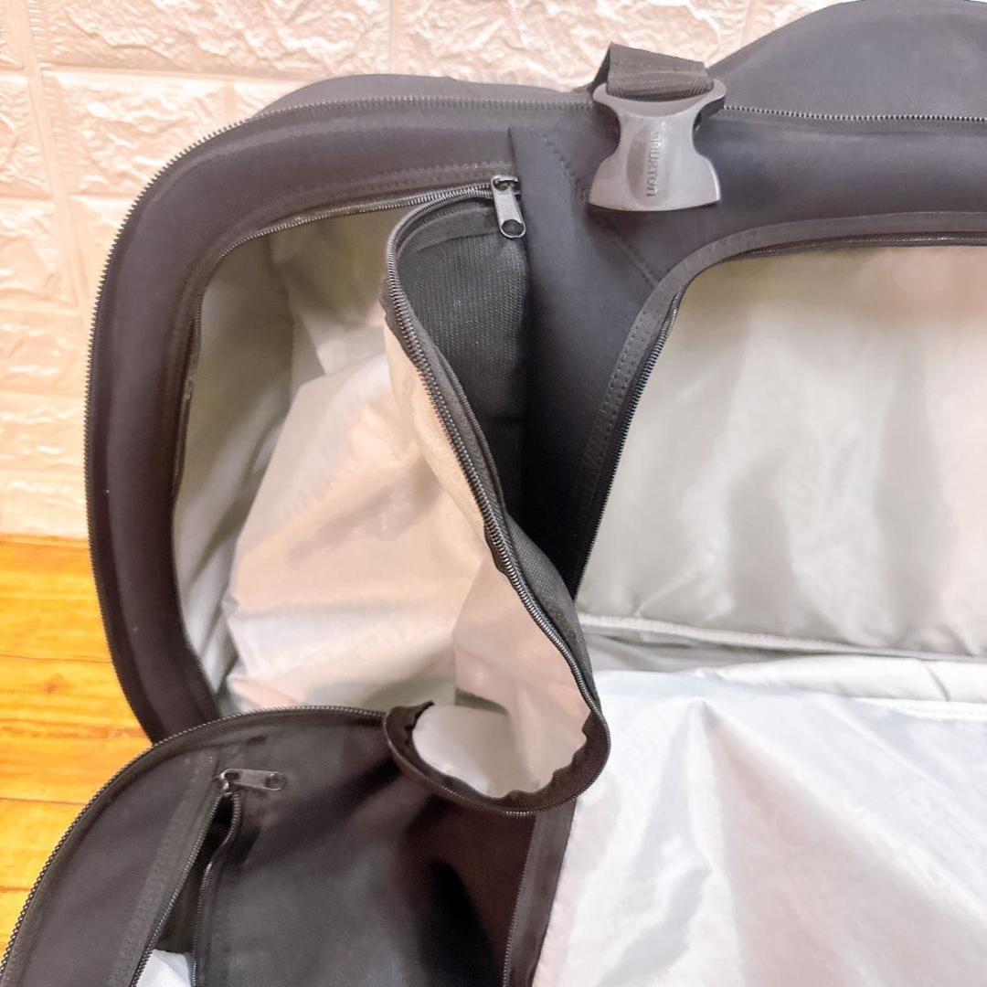 BURTON バートン　キャリーバッグ　大容量