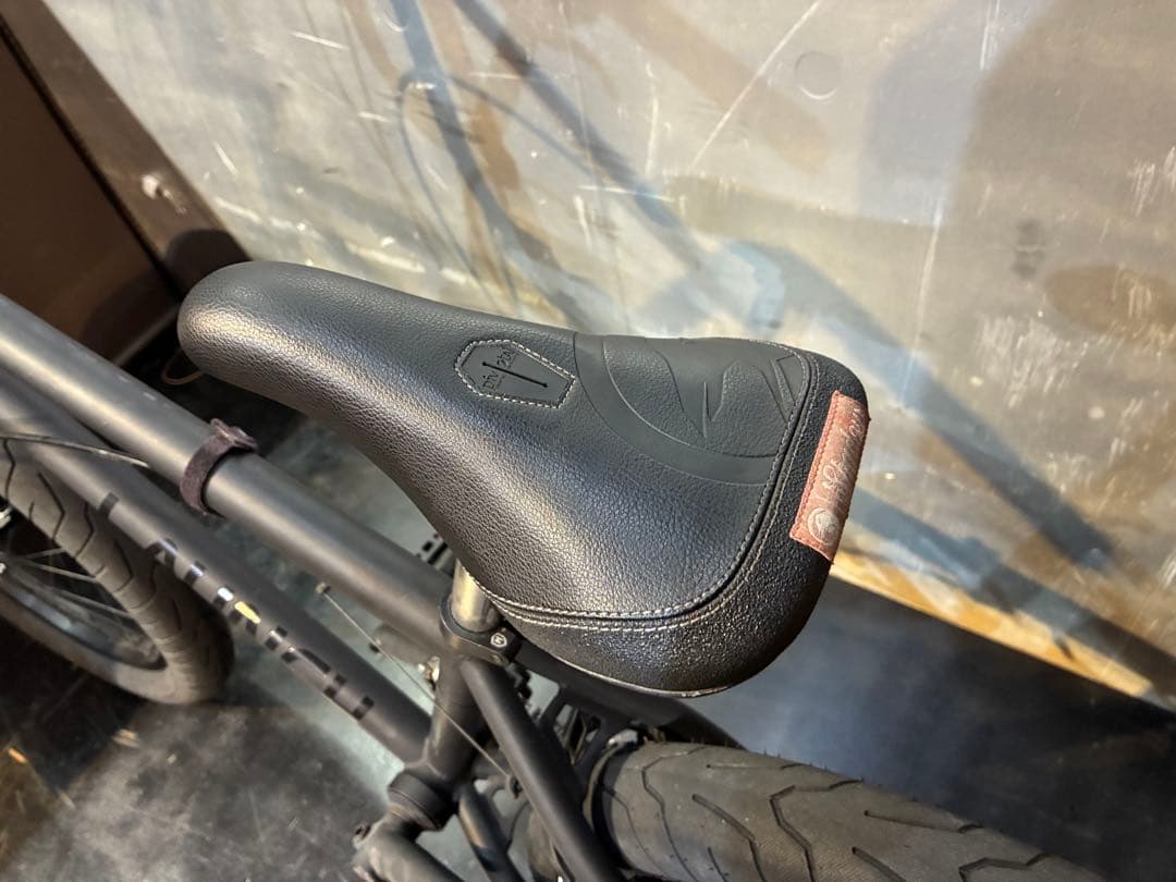 G13 中古BMX KINK BMX LAUNCH マットブラック 20インチ