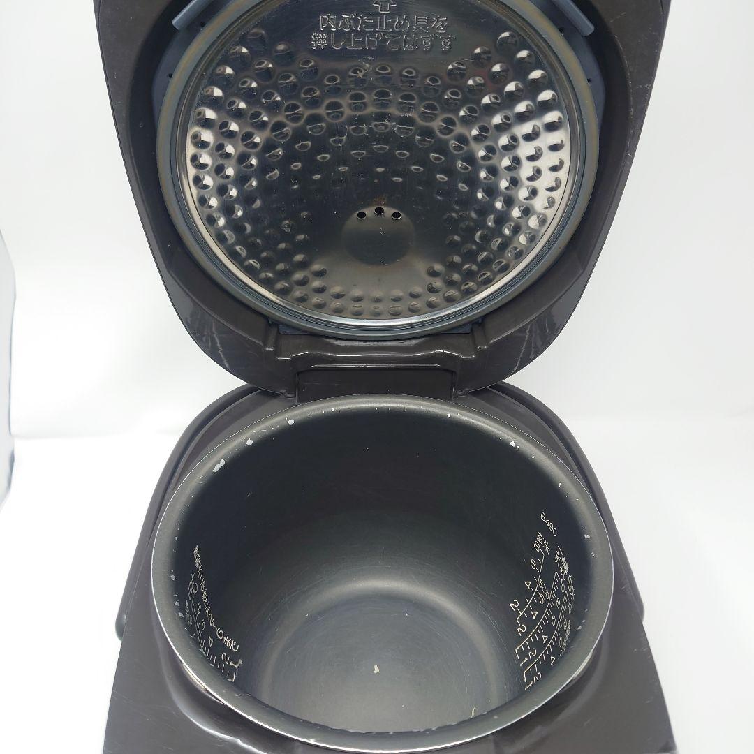 象印　炊飯器　10号炊き　ZOJIRUSHI NP-VQ18