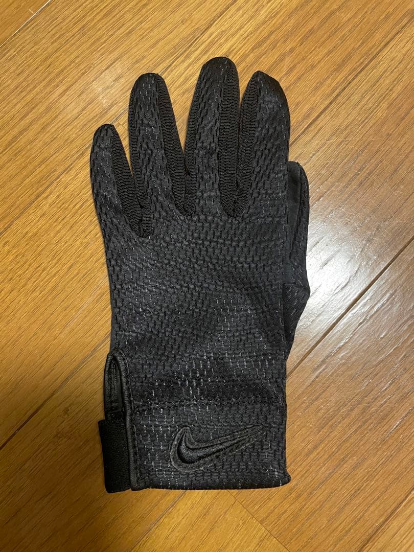 ナイキ　守備用グラブ