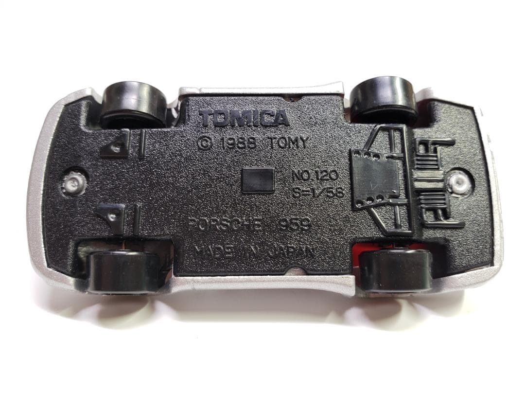 日本製　トミカ　120　ポルシェ　959　＆　117　フェラーリ　F1