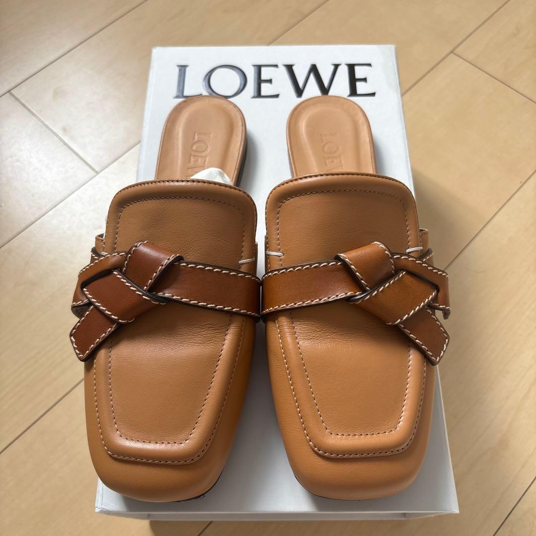 LOEWE ゲートスムースレザーミュール