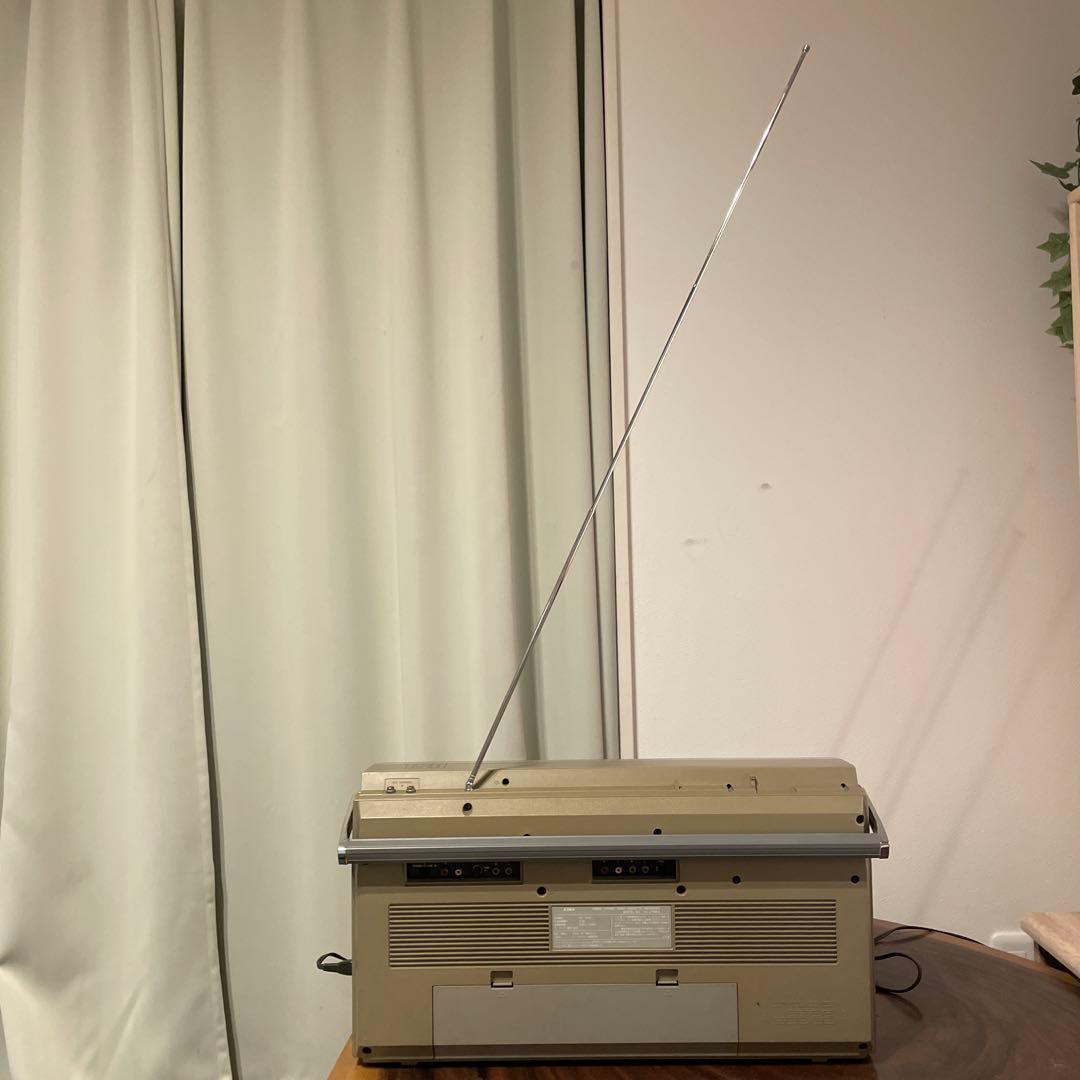 AIWA J77MKⅡラジカセ カセットテープ FM/AM 希少　レトロラジオ