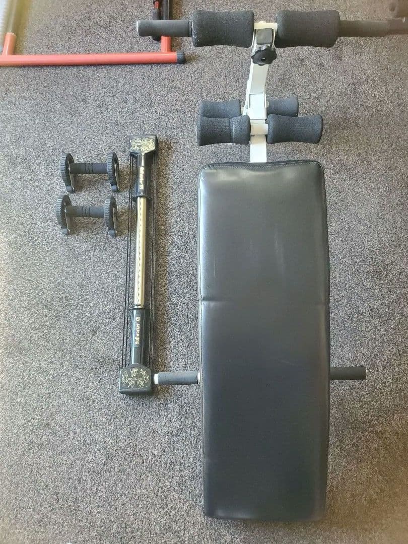 腹筋台　シットアップベンチ　胸筋ローラー ブルーワーカー　セット