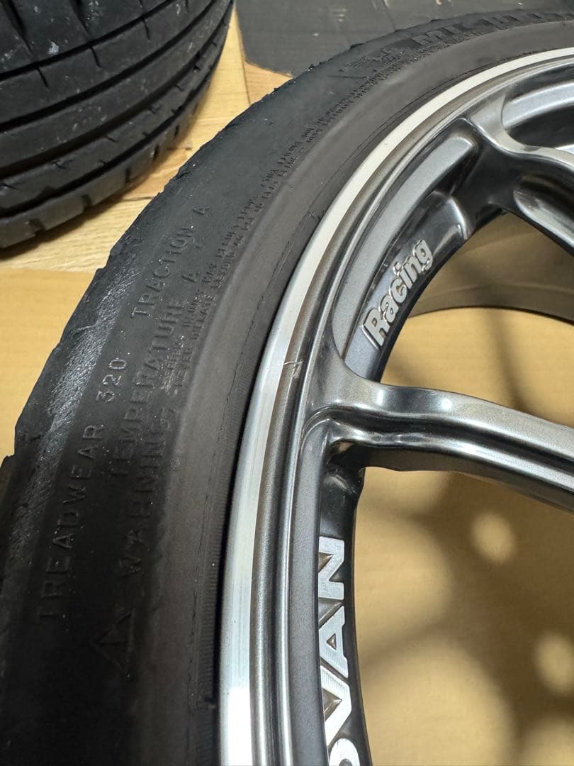 ADVAN racing RZⅡ17インチ7.5J+35PCD984H アバルト