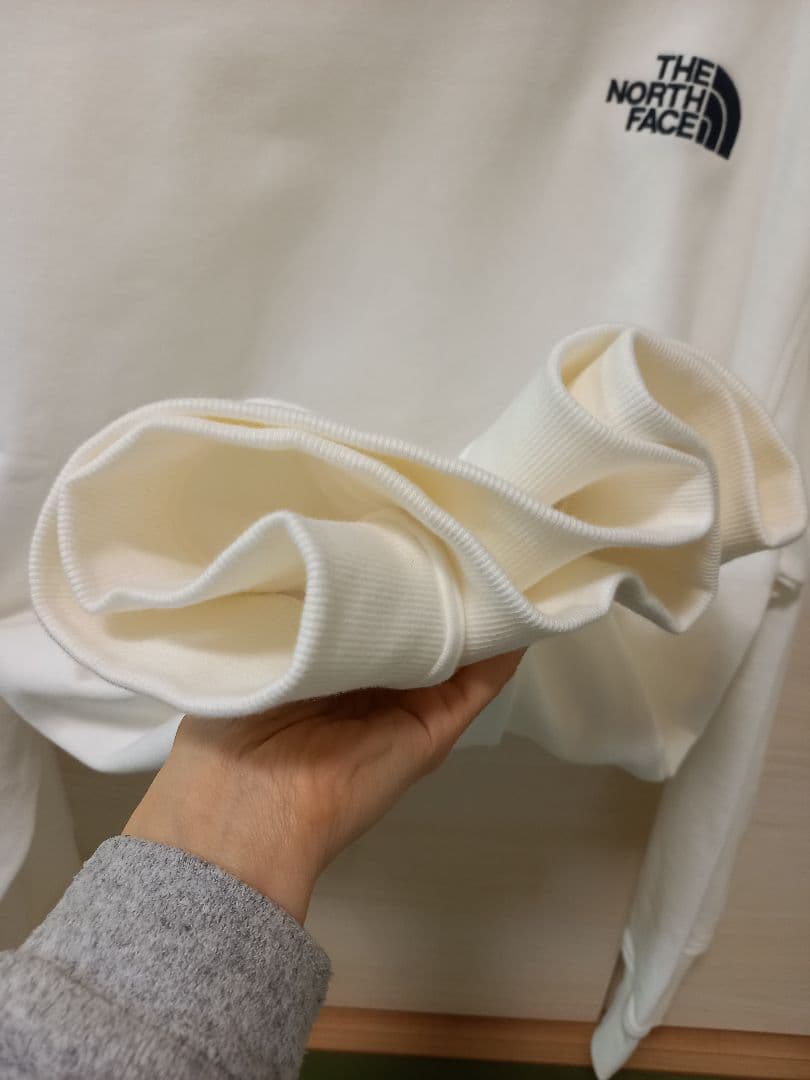 未使用The North Faceトレーナー 韓国限定 Seoulタワー2XL