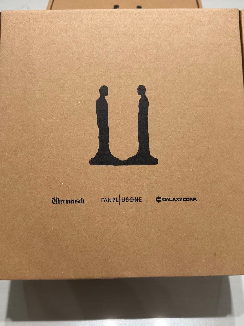 G-DRAGON Ubermensch 赤キャップ　オンライン購入品