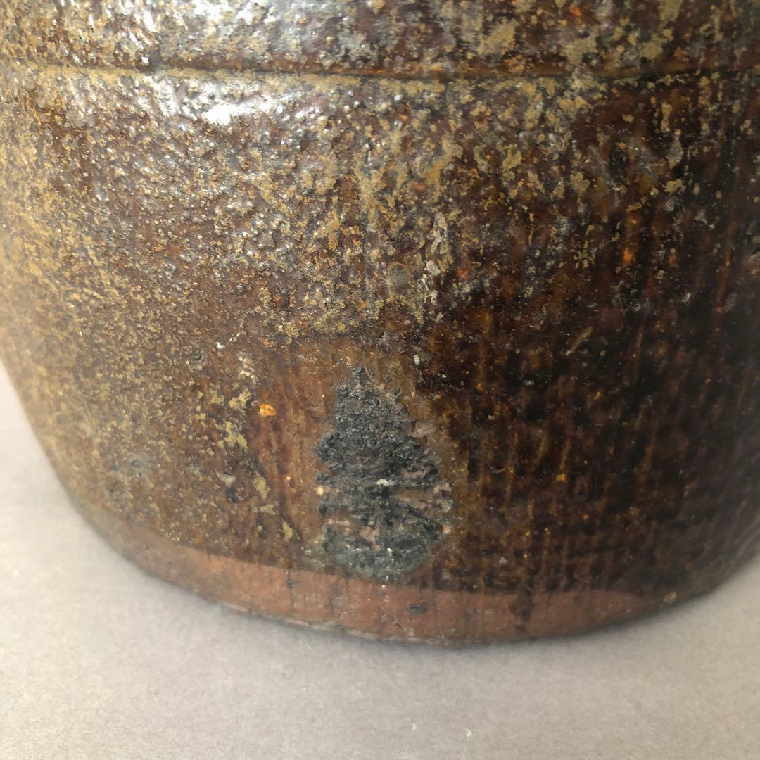 古い壺　小信楽？　古丹波？