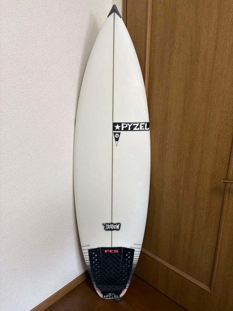 PYZEL サーフボード SHADOW 5'7\