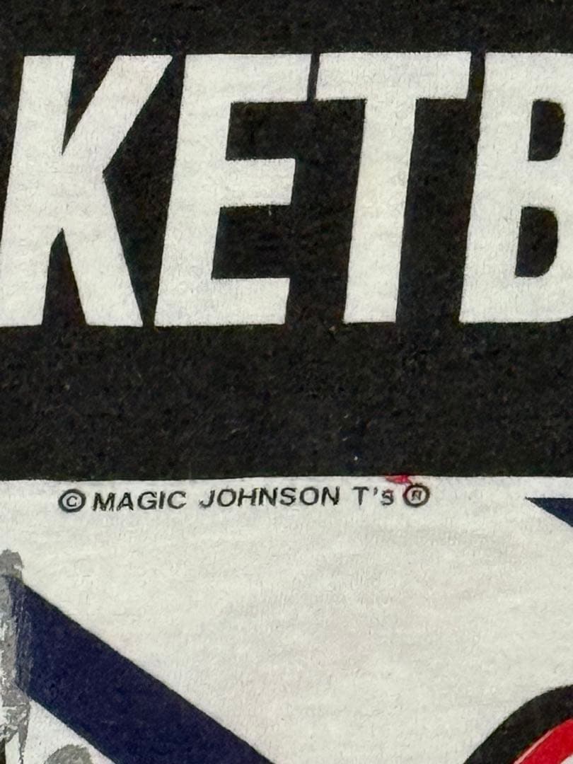 USAバスケットボール サイン入りTシャツ