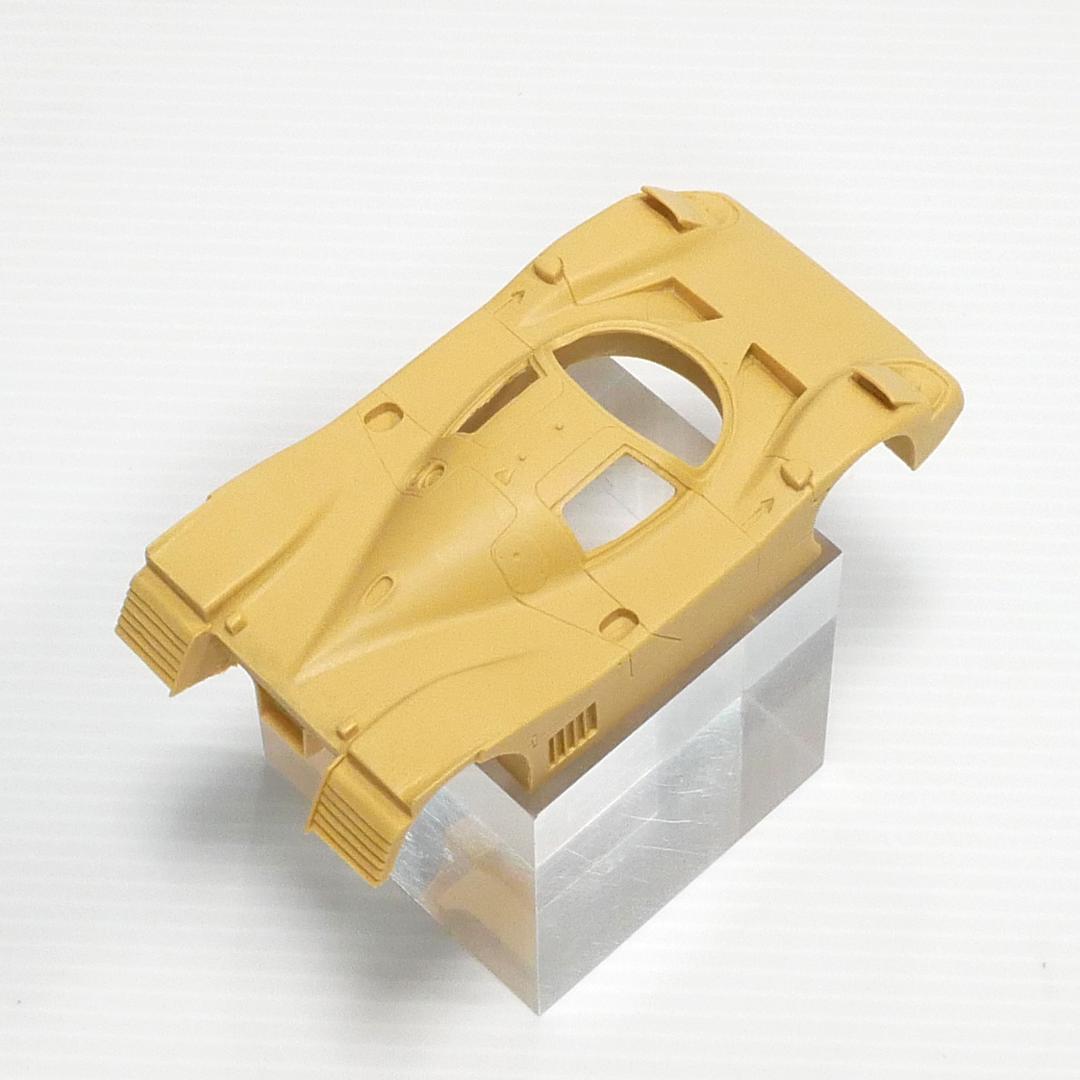 1/43「日産 NPT-91　IMSA出場車」レジンキット　スターター社製