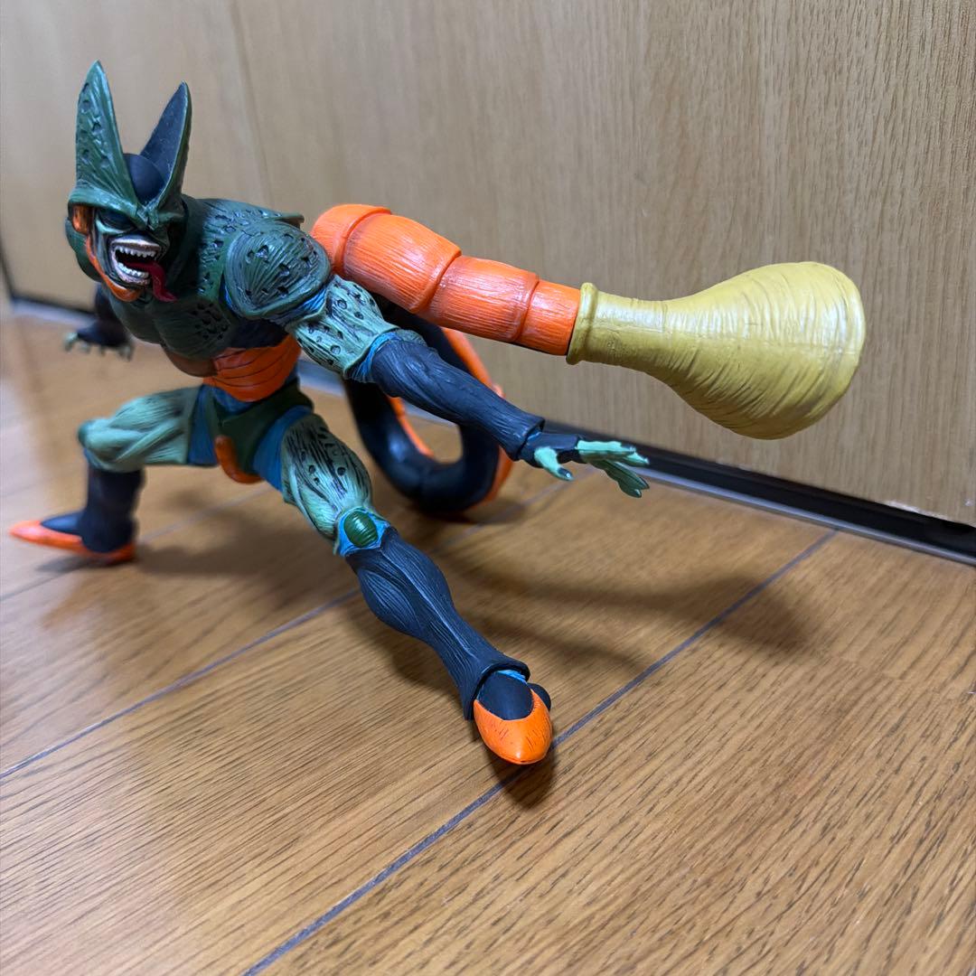 ドラゴンボール　クリーチャーズセル　１８号