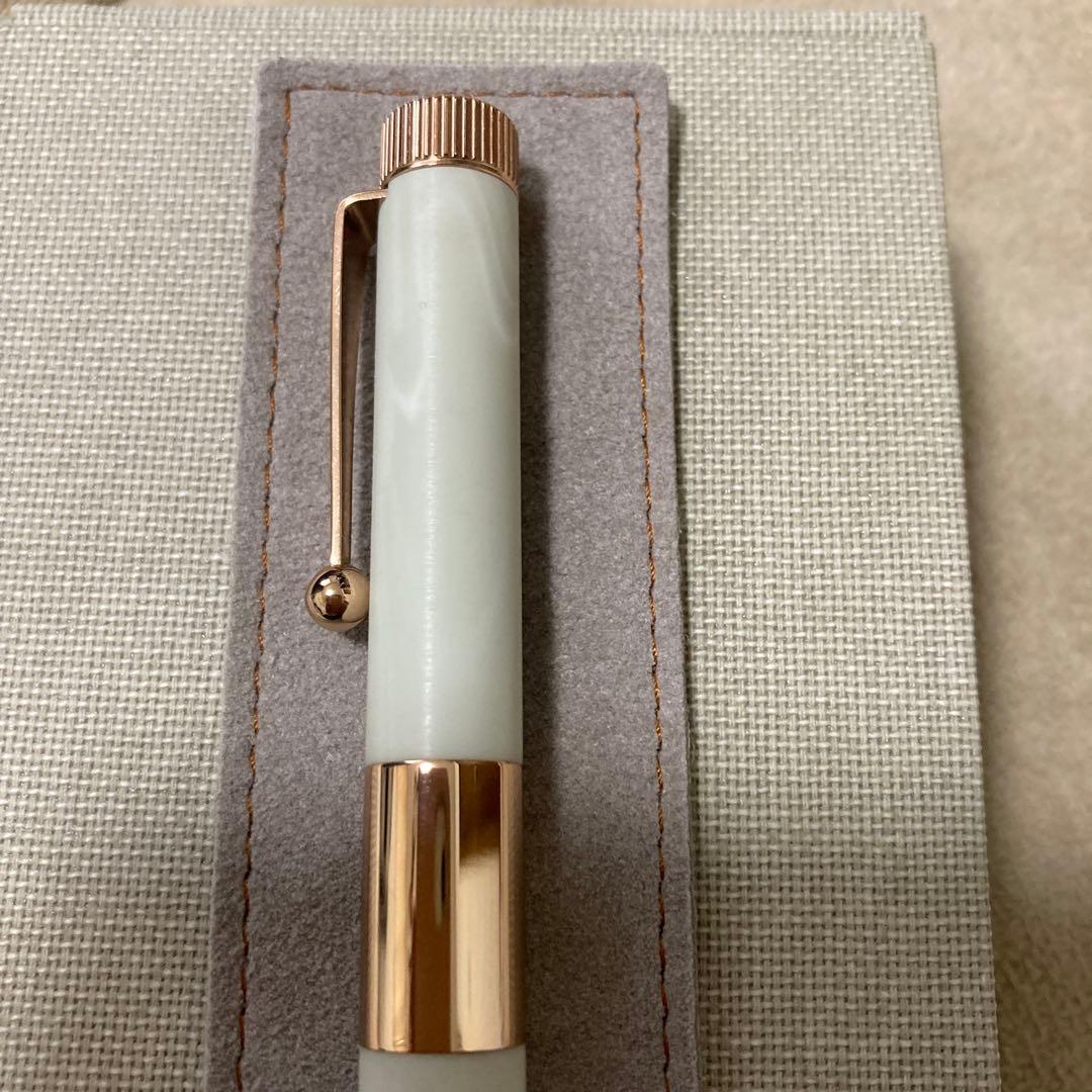 ROMEO ボールペン ホワイト/ゴールド 専用ケース付き（No3）