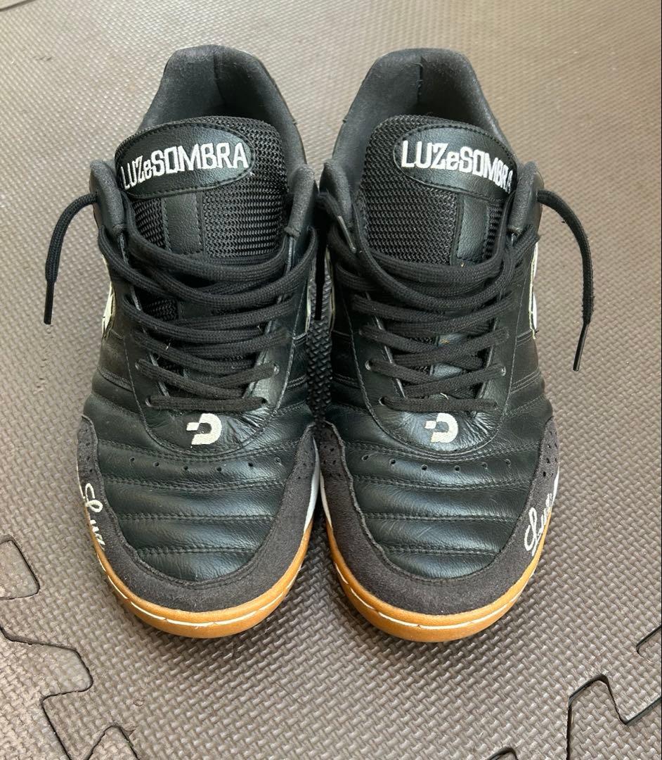 最終価格ルースイソンブラ　デスポルチ　フットサルシューズLUZ e SOMBRA