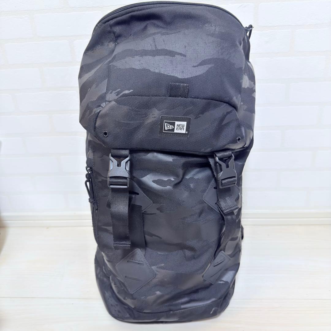 【美品】ヤクルトスワローズ NEWERAコラボリュック swallowsブラック