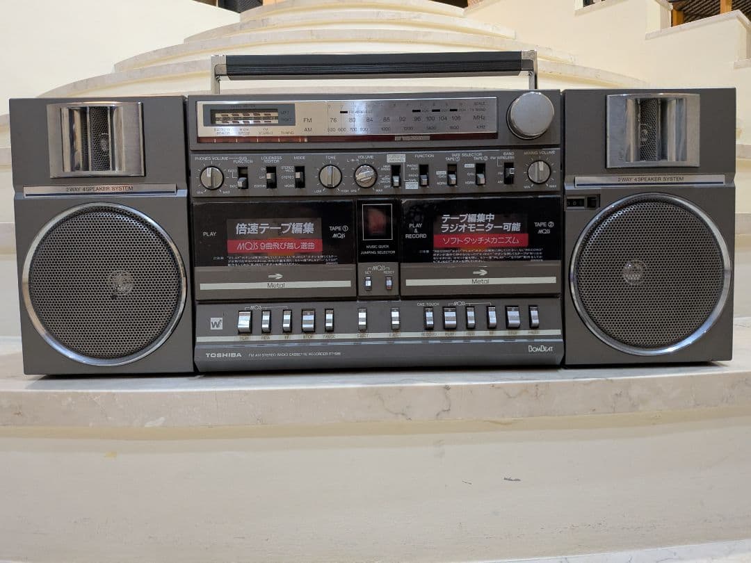 TOSHIBA FM AM ステレオ カセットレコーダー RT-S88