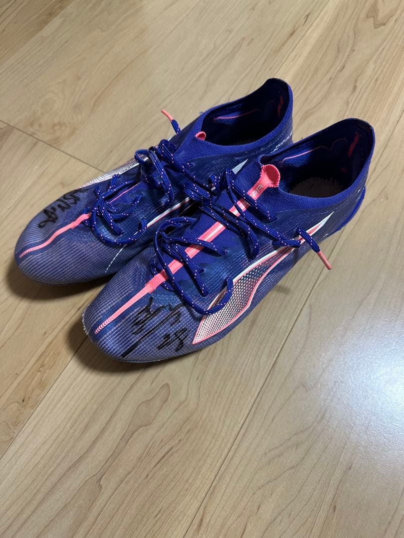 FC東京 野澤零温選手 サイン入りスパイク