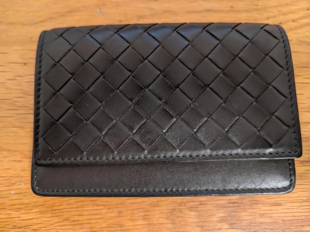 美品 ボッテガ Bottega Veneta 名刺入れ 黒 イントレチャート