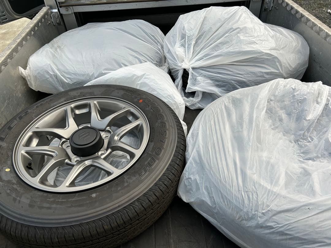 ジムニー新車4本純正ホイール＆タイヤセット