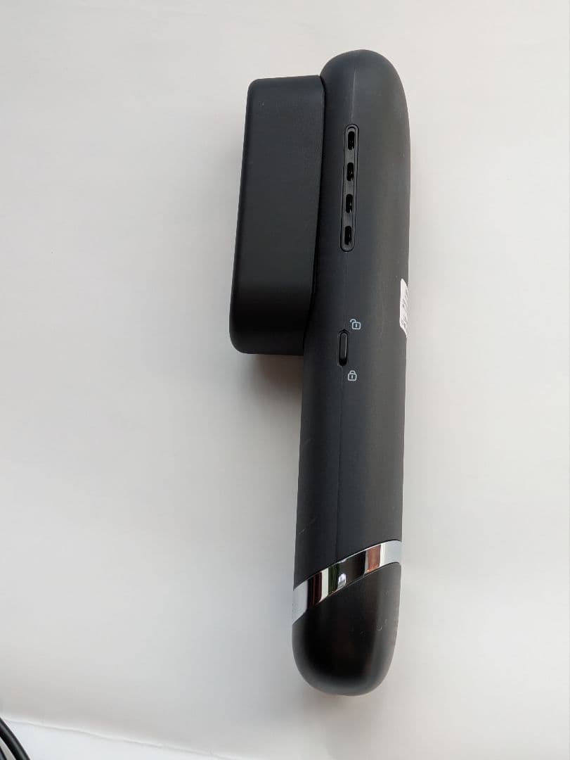 クリアージュ、コードレス ヘアアイロンブラシ