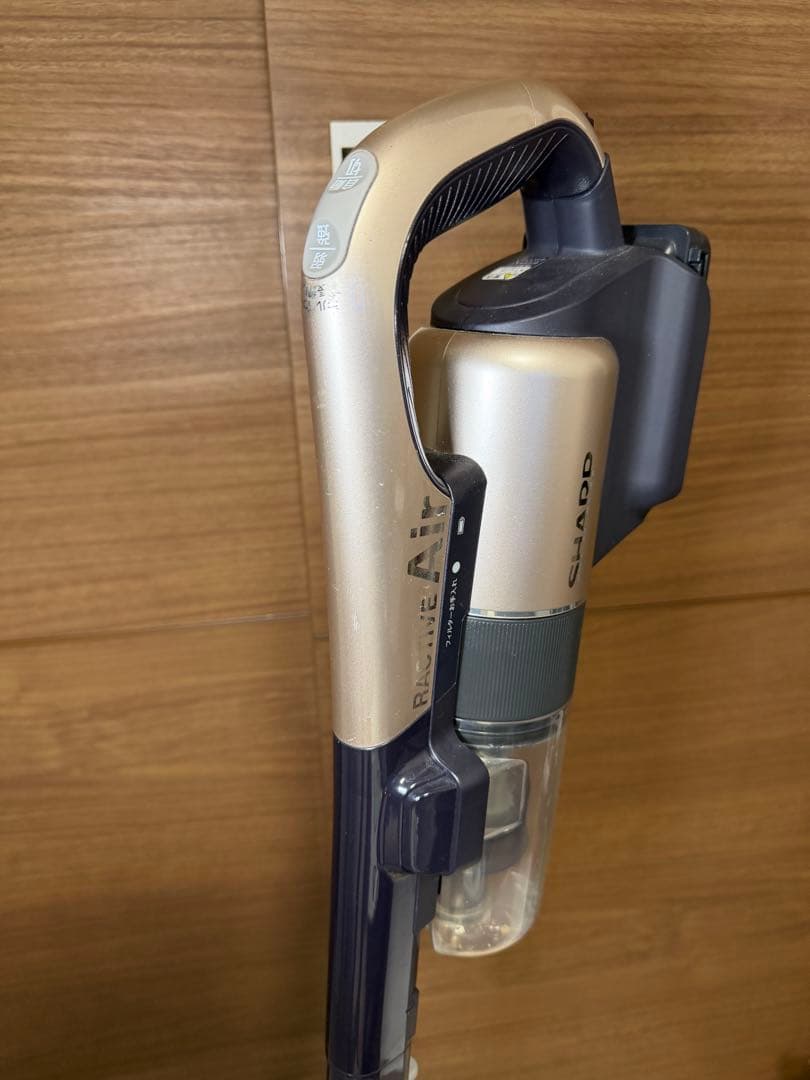 ☆ただいま値下げ中☆SHARP Ractive Air スティッククリーナー