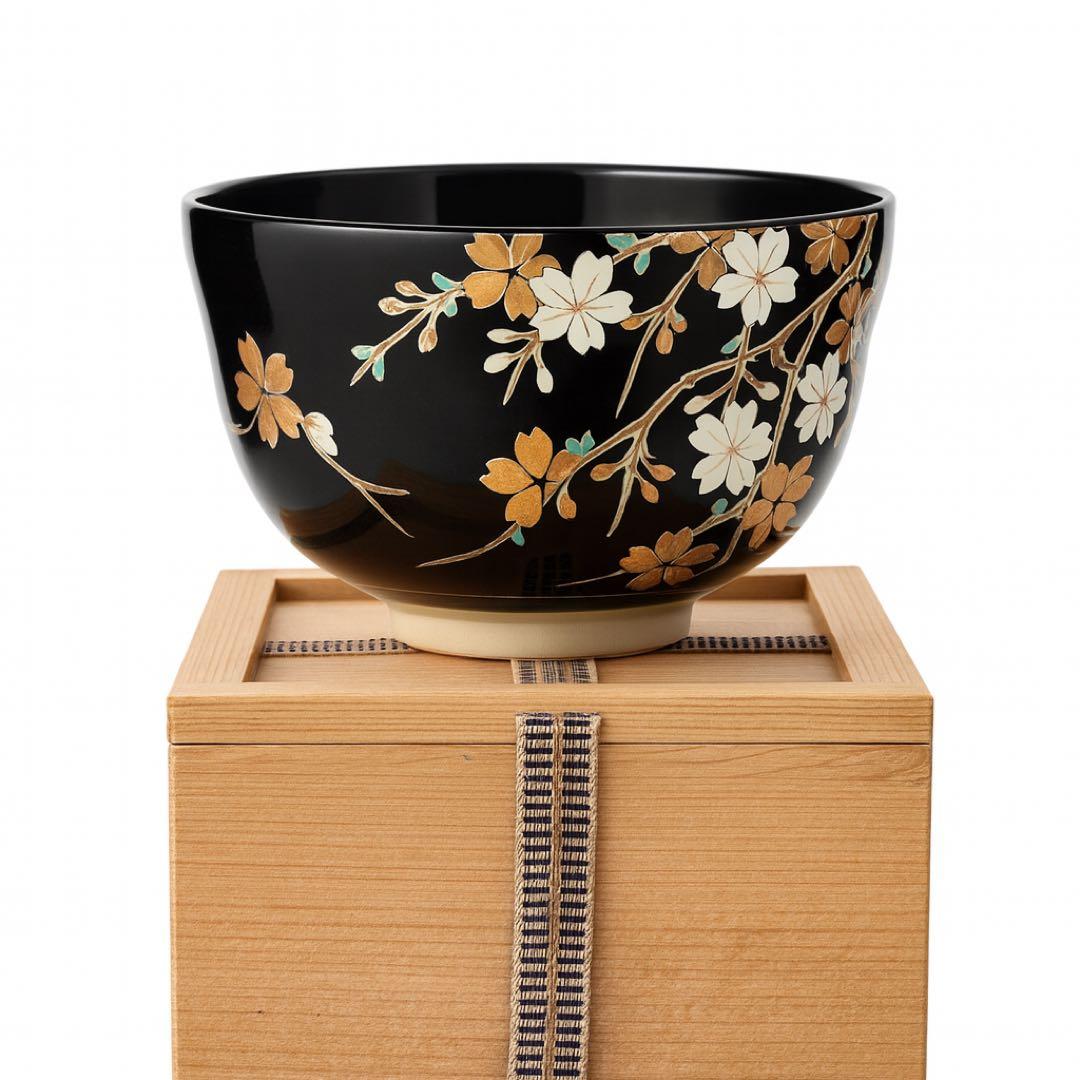 黒茶碗 桜蒔絵風 木箱付き 和食器 お茶碗 飯椀 茶道具