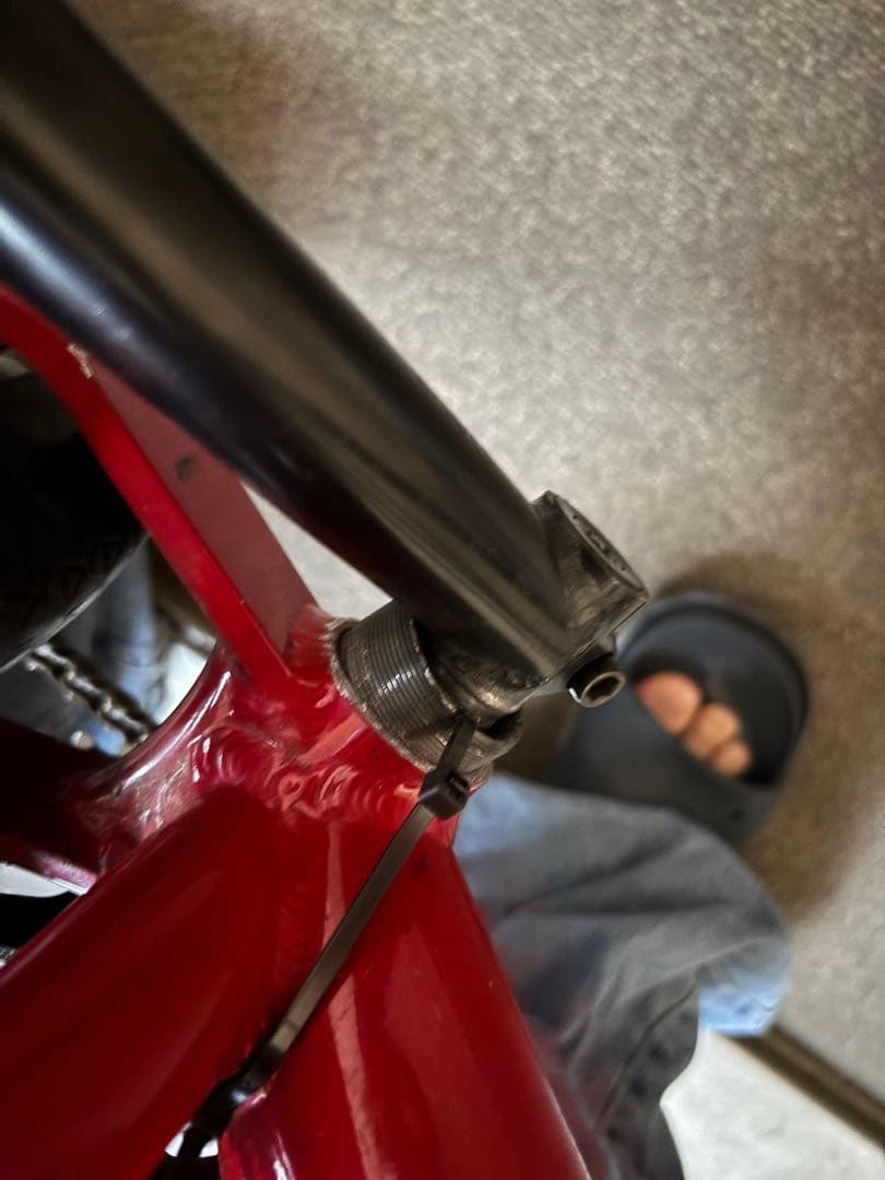 自転車本体 gt la bomba