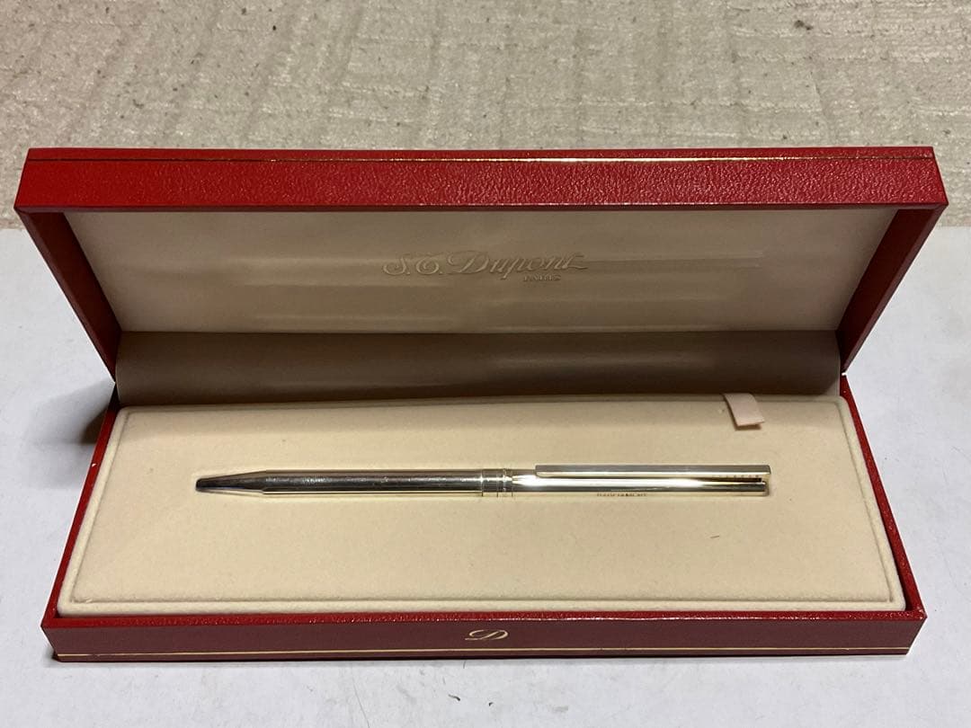 STデュポン／スターリングシルバー製高級ボールペン。【パーラメントの懸賞品】