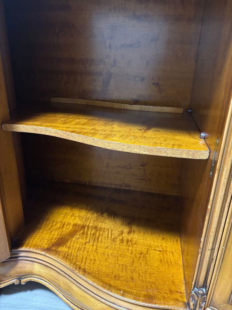 イタリア製　サイドボード 最高級品　鍵付き