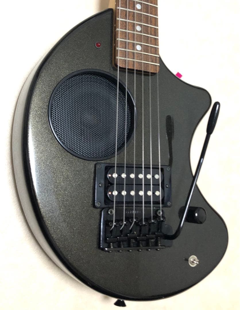 【超美品】ZO-3 芸達者 MB アンプ内蔵ミニギター 専用ケース付 ぞうさん