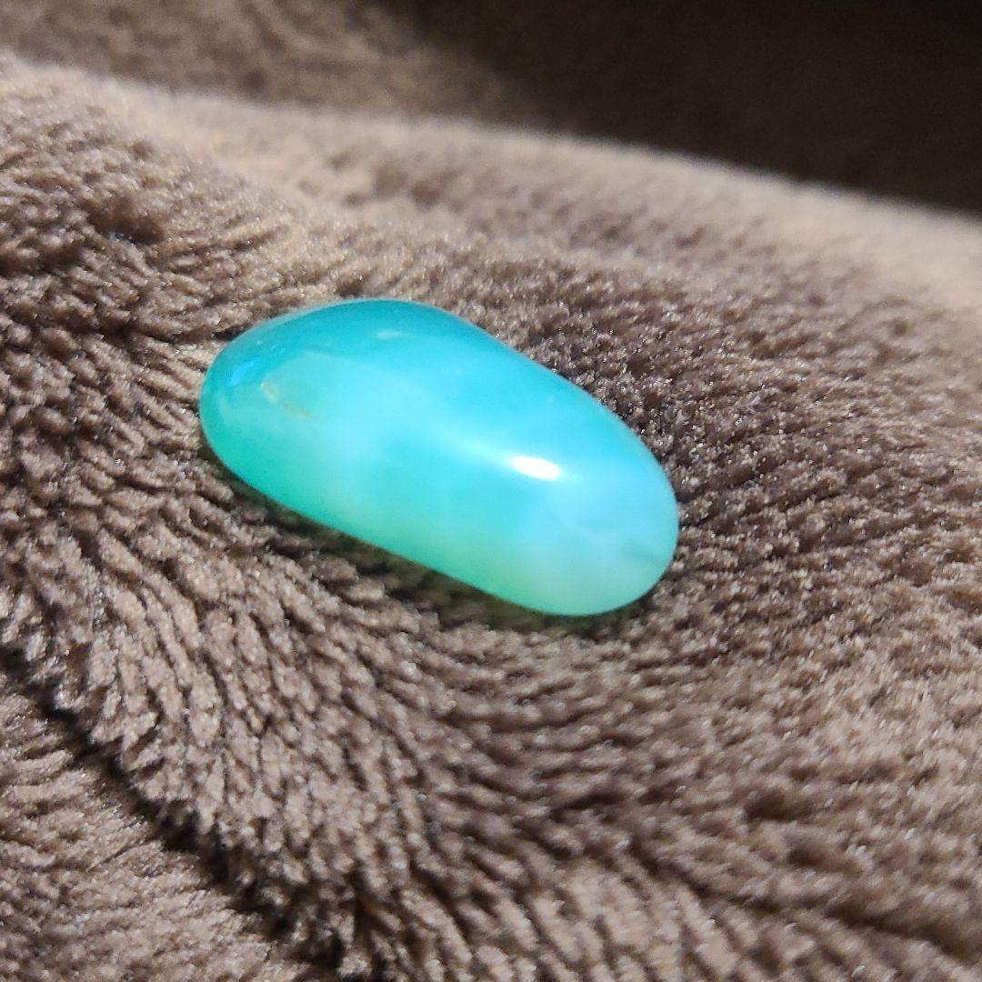 金持ちが買う石