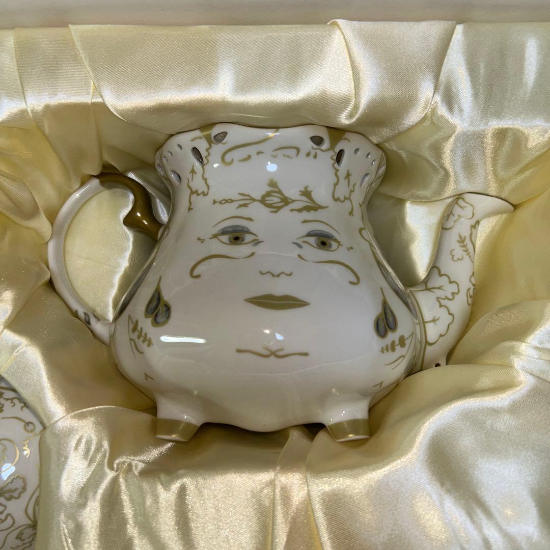 購入前コメント下さい。 USディズニー実写美女と野獣ティーセット　LE2000