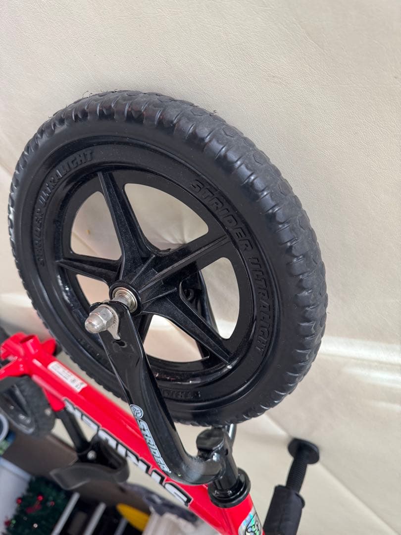 【最終価格♡引き取り限定！使用回数少ない】ストライダースポーツモデル！赤