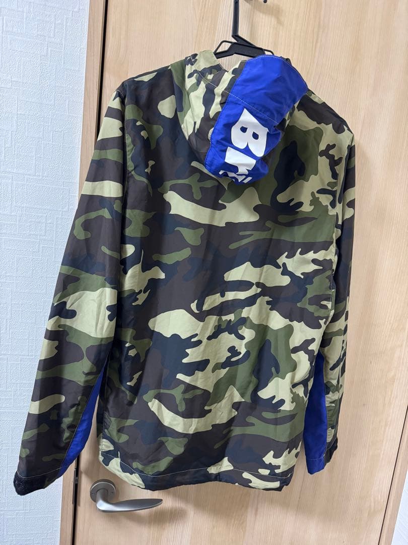FCRB カモフラ フード付きナイロンジャケット