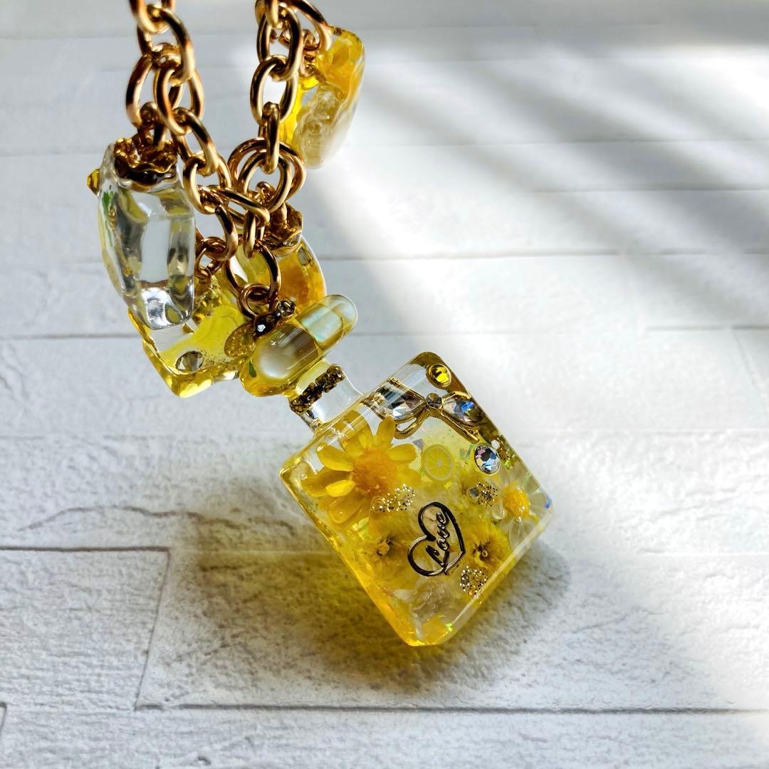 mimikoページ　名入れチャーム　らレジンキーホルダー