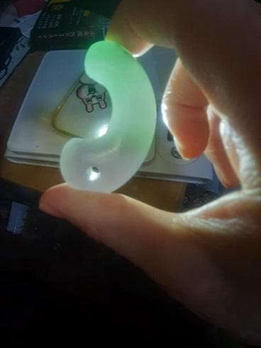 ももこ♡。古代出土糸魚川３色大翡翠勾玉