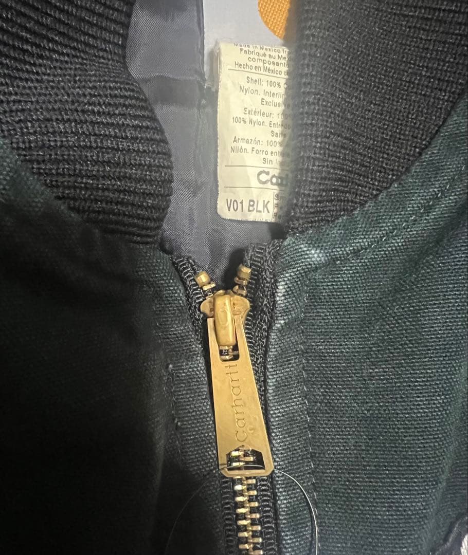 Carhartt ダッグベスト クロスボーン