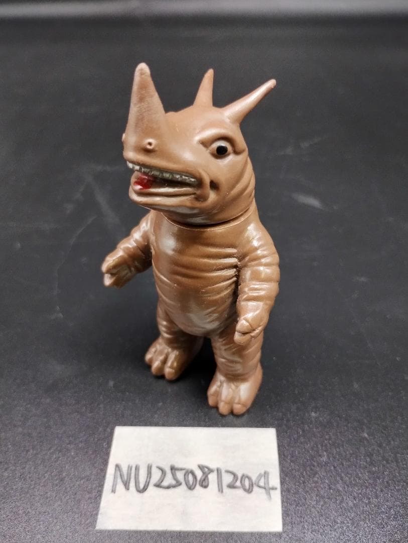 ネロンガ.ブルマァク 当時物 ソフビ ウルトラマンシリーズ 怪獣 フィギュア