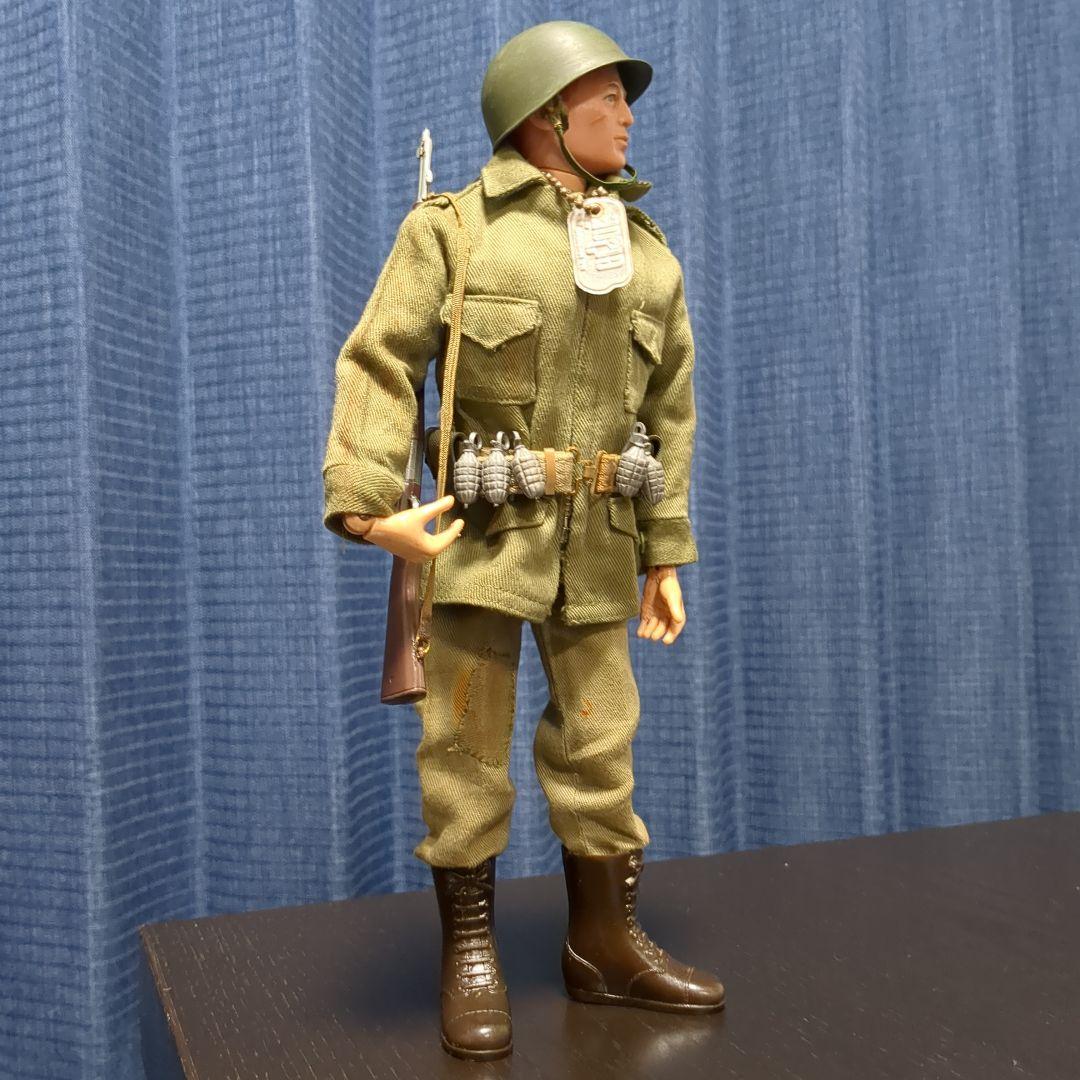 60年代　GIJOE　GIジョー　箱付き　M51フィールドコート　火炎放射器など