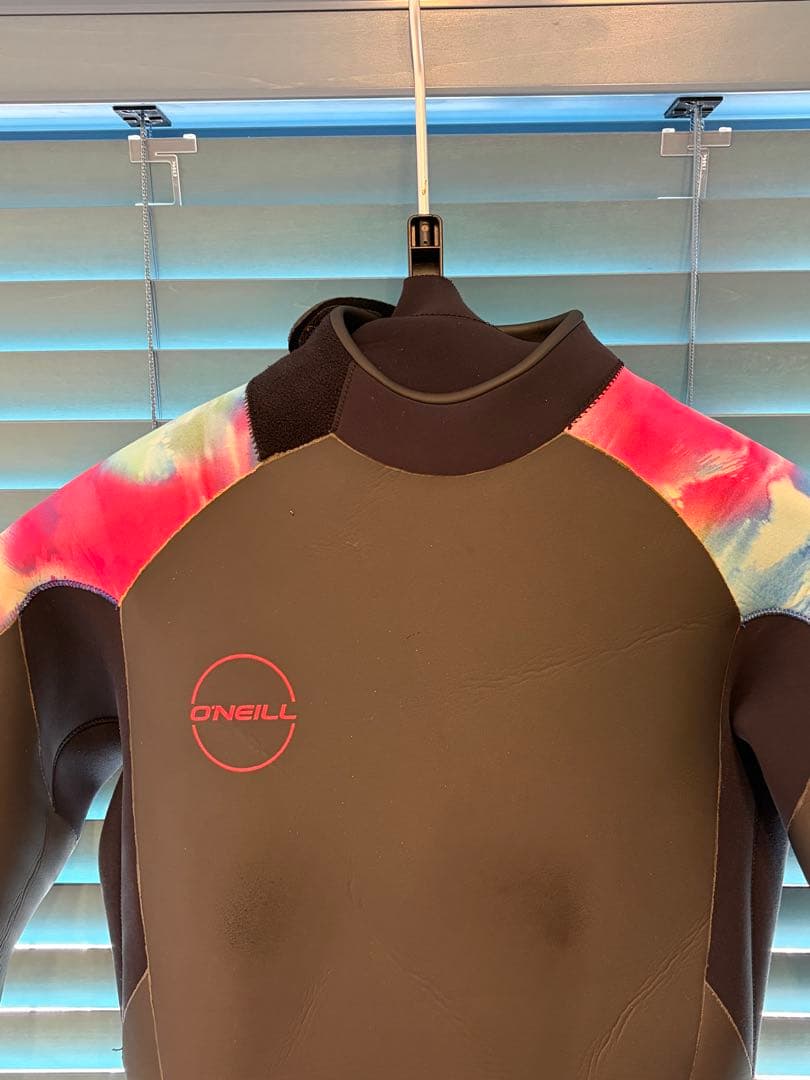 セミドライ　5✖️4✖️3ミリ　O’NEILl PSYCHO Z.E.N. ZIP