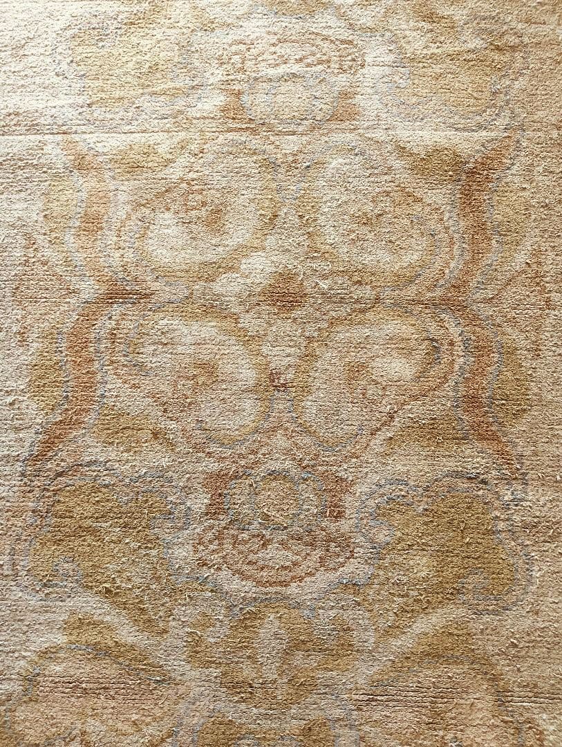 アンティーク緞通　苔色の古びた緞通のラグ　赤穂　堺　鍋島　屋敷　大正ロマン