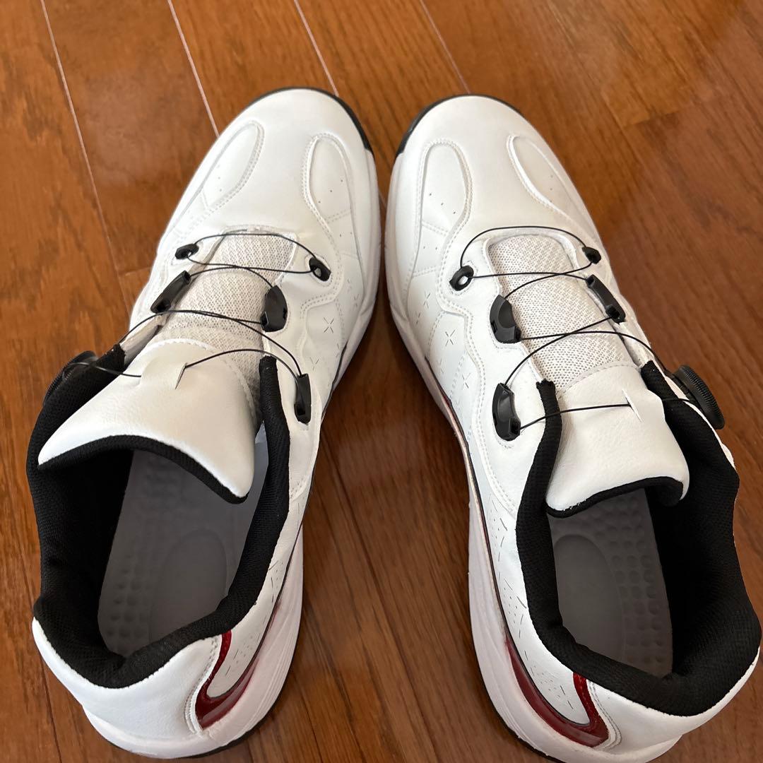 ホワイト ゴルフシューズ スパイクレス