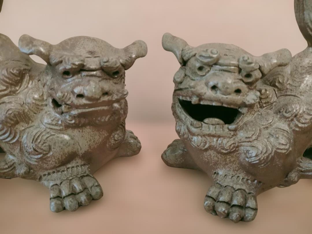 高江洲育男さんのシーサー