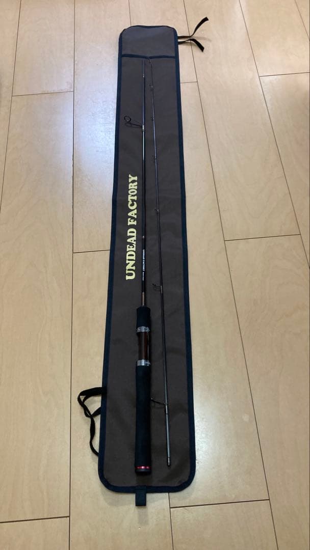 アンデッドファクトリー ラプラスD 60L 八咫烏