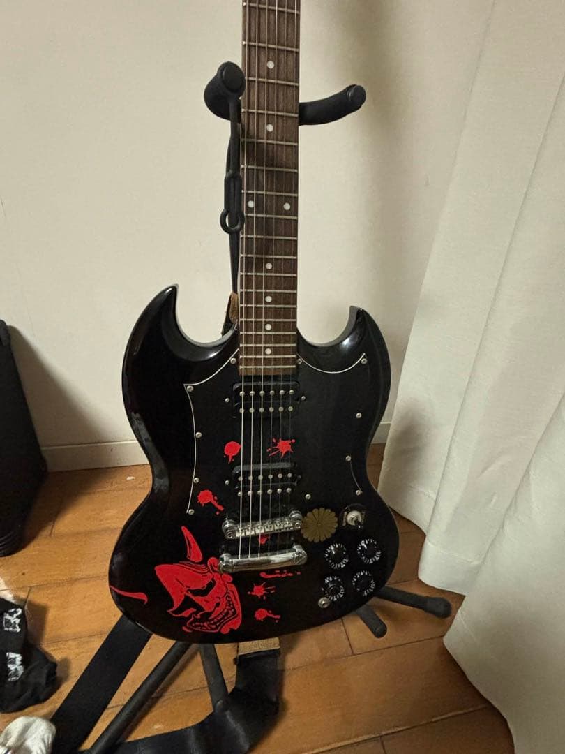 Epiphone エレキギター ブラック 悪魔デザイン