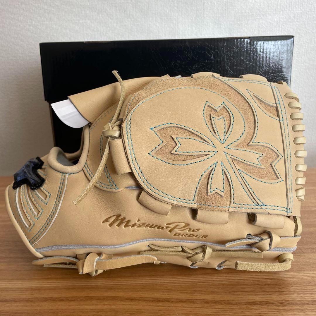 ミズノプロ　硬式　オーダー　田中将大　投手用　定価71,500円　グラブ
