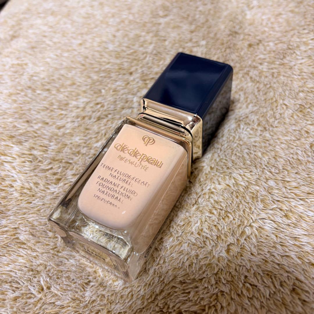 クレ・ド・ポー ボーテリキッドファンデーション