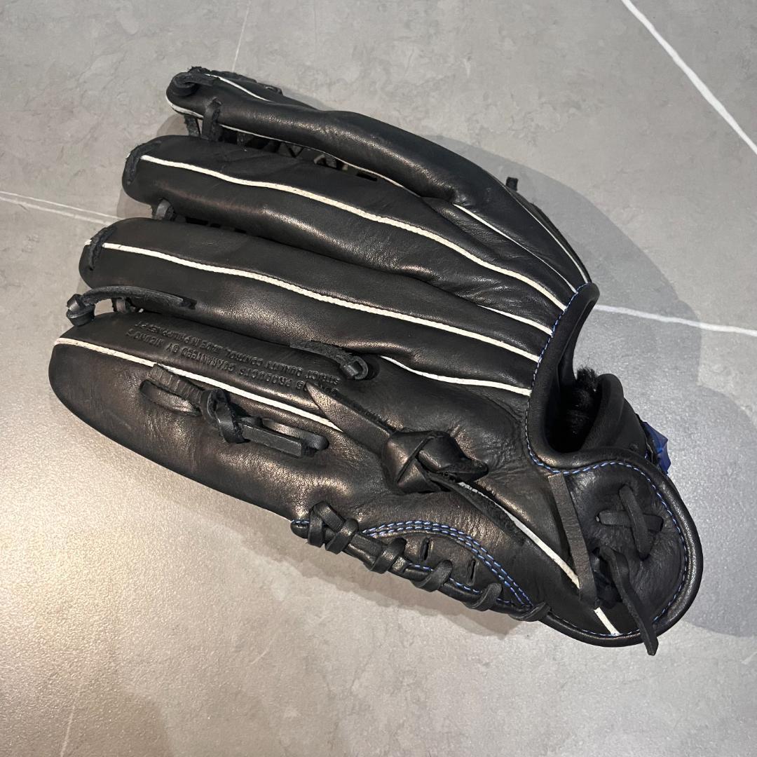 つ*い様 MY グローブ　サイン入り【撮影で使用】