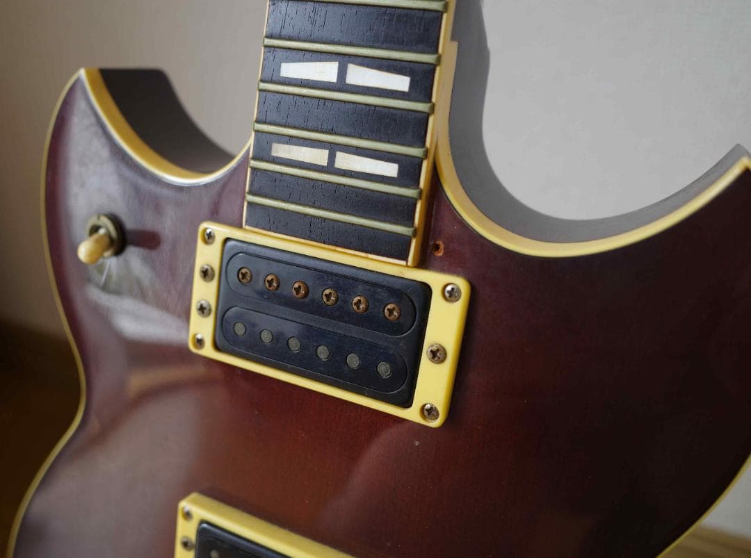 ギター YAMAHA SG800